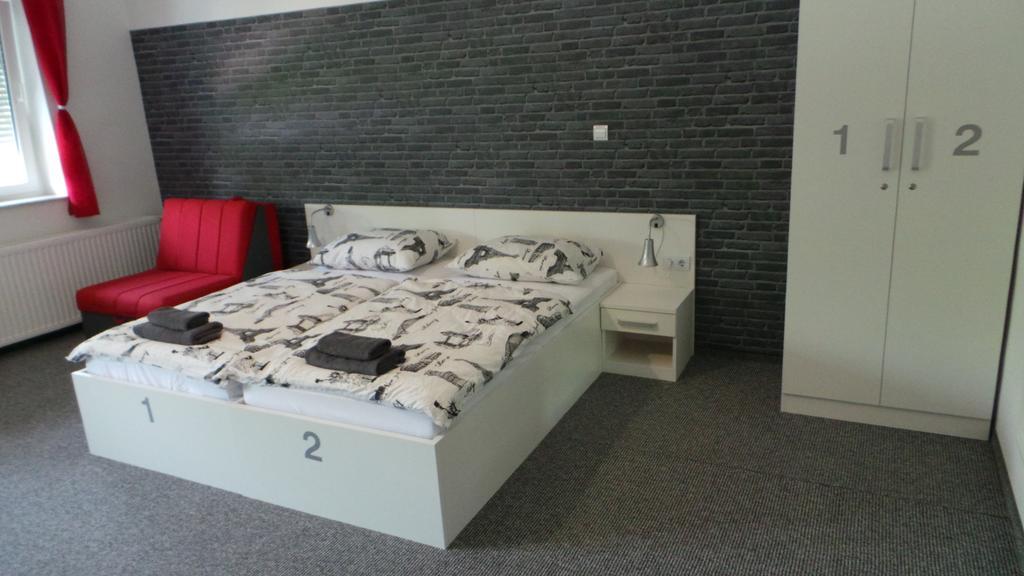 Hostel Levicki سلافونسكي برود الغرفة الصورة