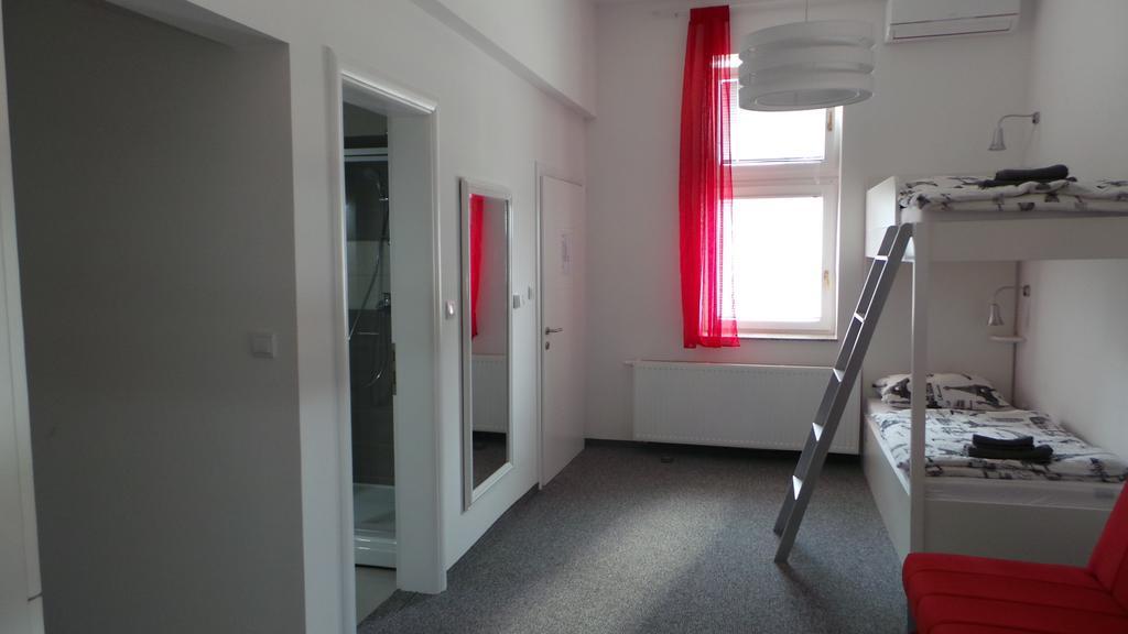 Hostel Levicki سلافونسكي برود الغرفة الصورة