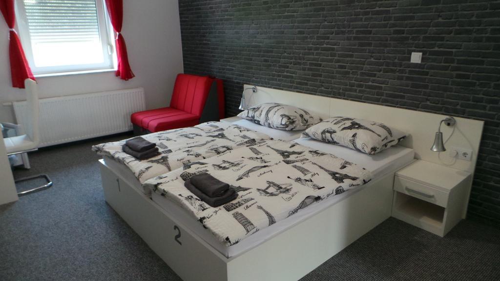 Hostel Levicki سلافونسكي برود المظهر الخارجي الصورة