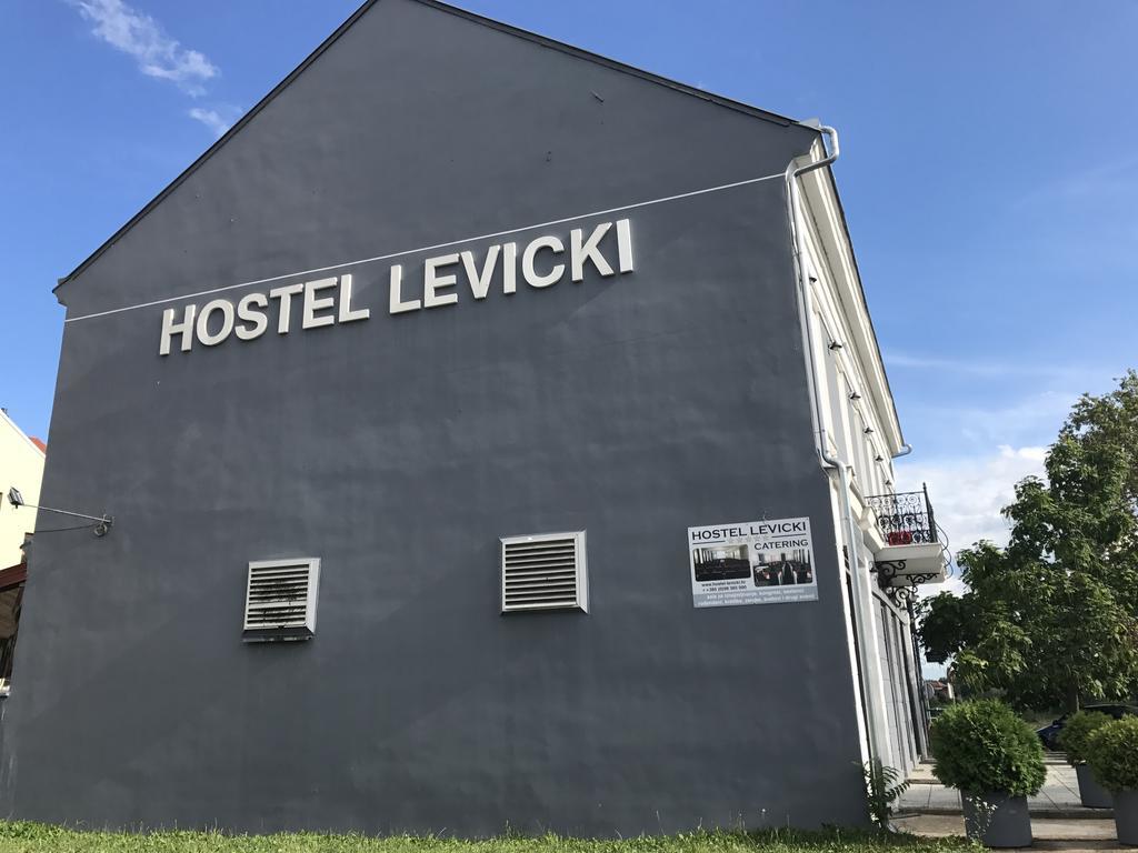 Hostel Levicki سلافونسكي برود المظهر الخارجي الصورة
